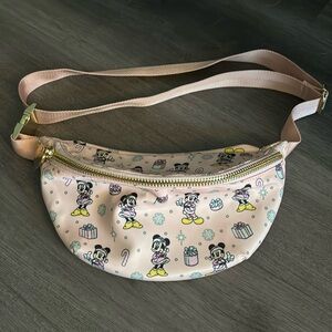 Stoney Clover Lane Disney Our Favorite Carolers Fanny Pack